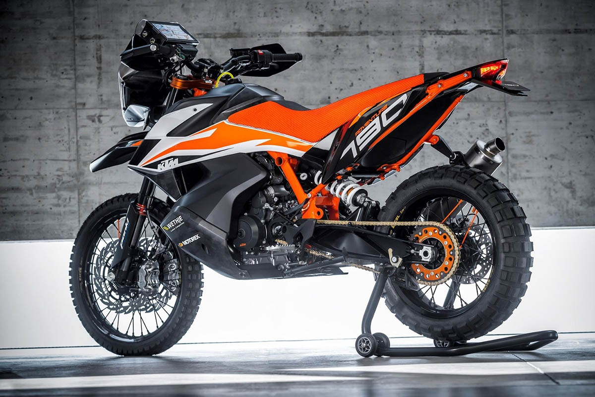 StriveME كاي تي ام 790 Adventure R.. معايير جديدة للخفة والقوة!